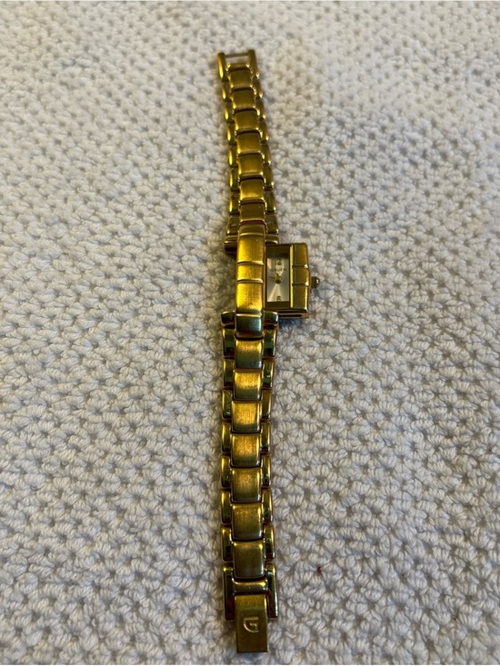 Vintage Gruen Gold Toned Peekaboo GR7301 Ladies Watch Japan Movement main image 12